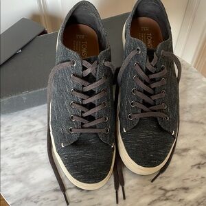 TOMS Grey Fabric Sneakers 9.5